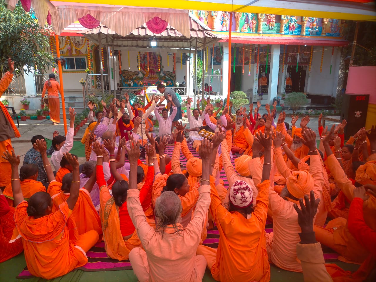 Patmda: हरि साधना आश्रम में वार्षिक अनुष्ठान संपन्न,भक्तिमय माहौल में सराबोर हुए श्रद्धालु