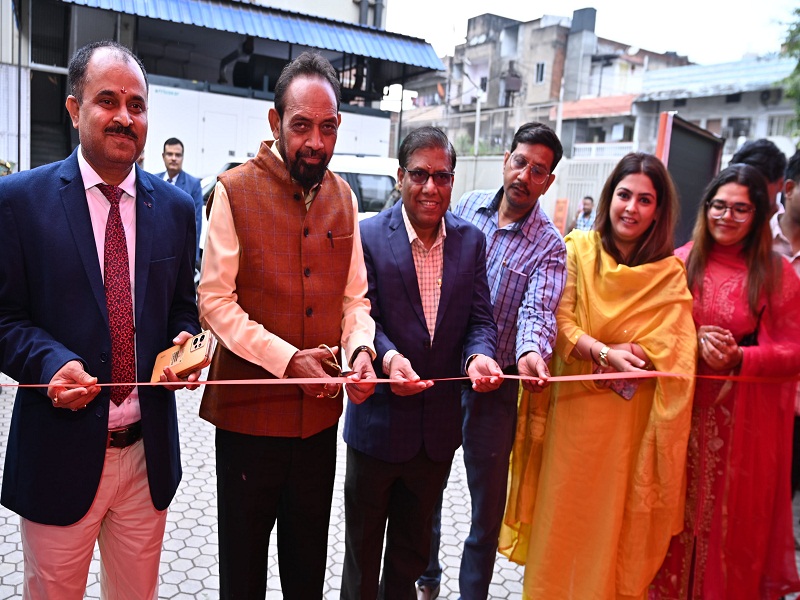 Jamshedpur : जमशेदपुर में पहली बार आयोजित हुआ ‘रेडिएंट झारखंड’, सरकार की जनकल्याणकारी योजनाओं की लगाई गई प्रदर्शनी