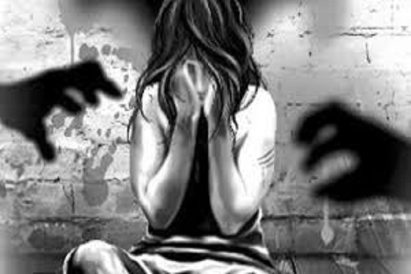 Jamshedpur :  40 साल के अविवाहित ने ढाई साल की बच्ची के साथ किया दुष्कर्म, गिरफ्तार