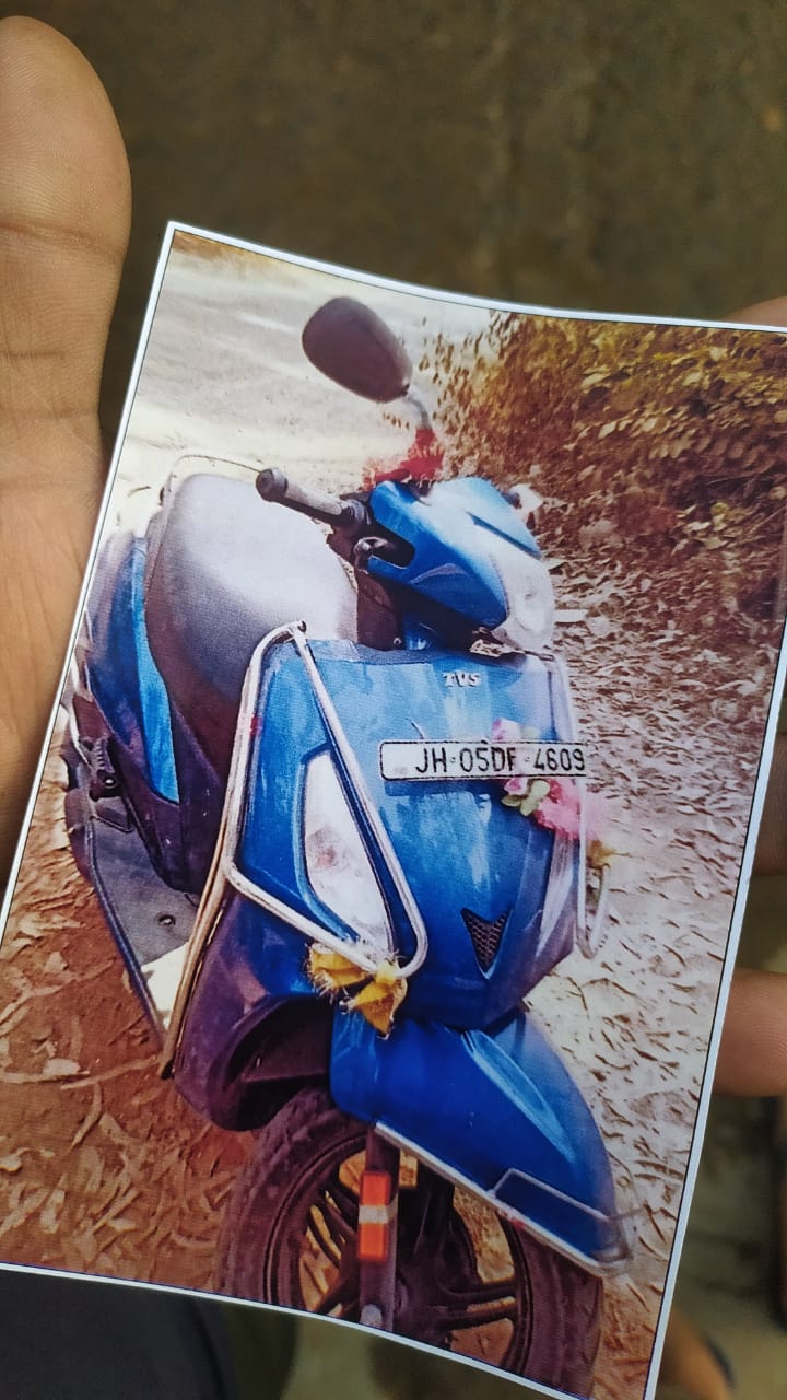 Jamshedpur: बागबेड़ा कॉलोनी में घर के सामने से स्कूटी की हुई चोरी