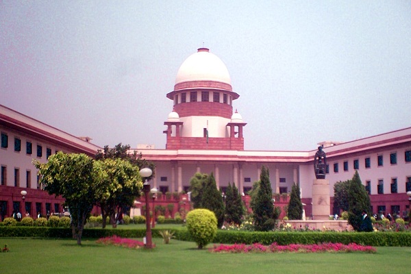 New Delhi : इंद्राणी मुखर्जी की विदेश यात्रा की याचिका SC ने की खारिज