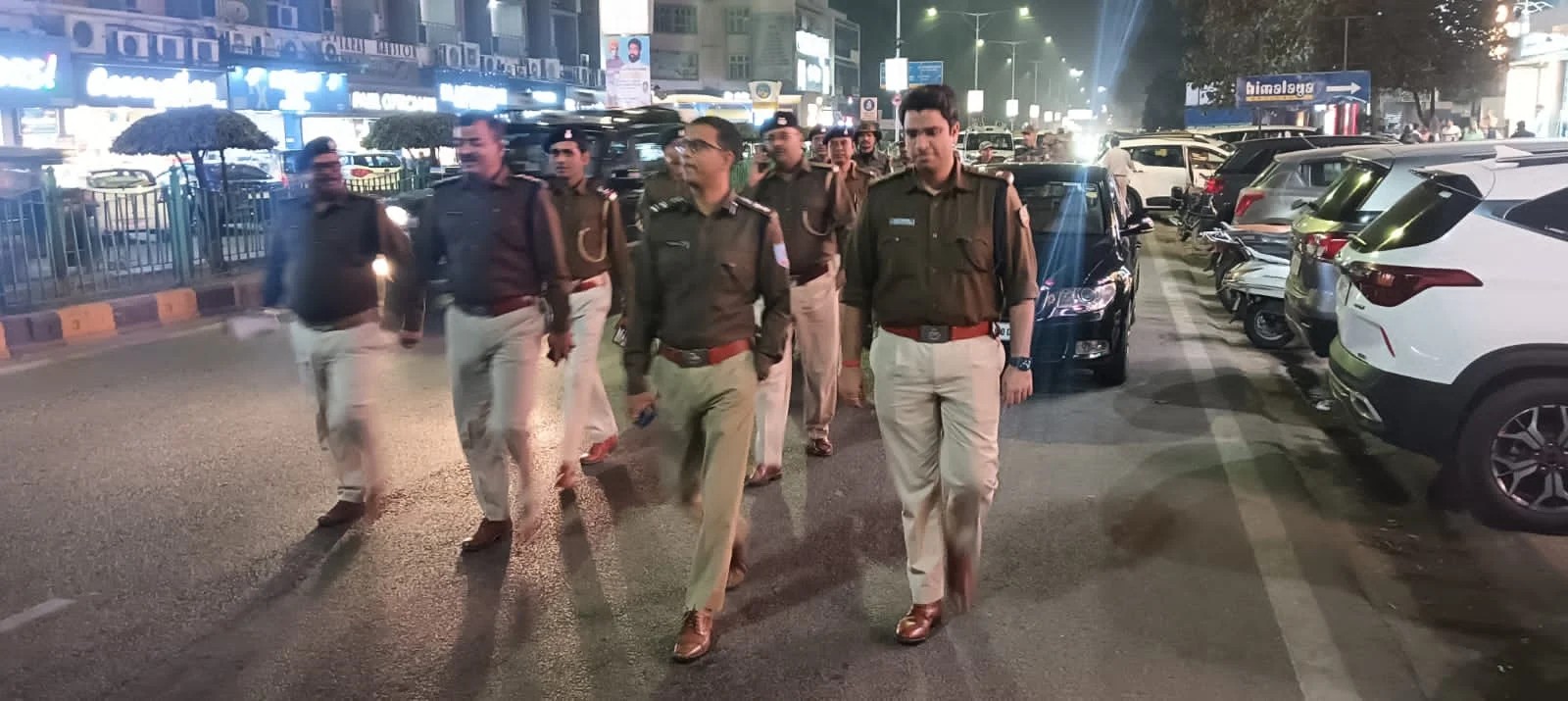 Jamshedpur: होली और ईद पर पुलिस की चौकसी, SSP ने किया पैदल मार्च