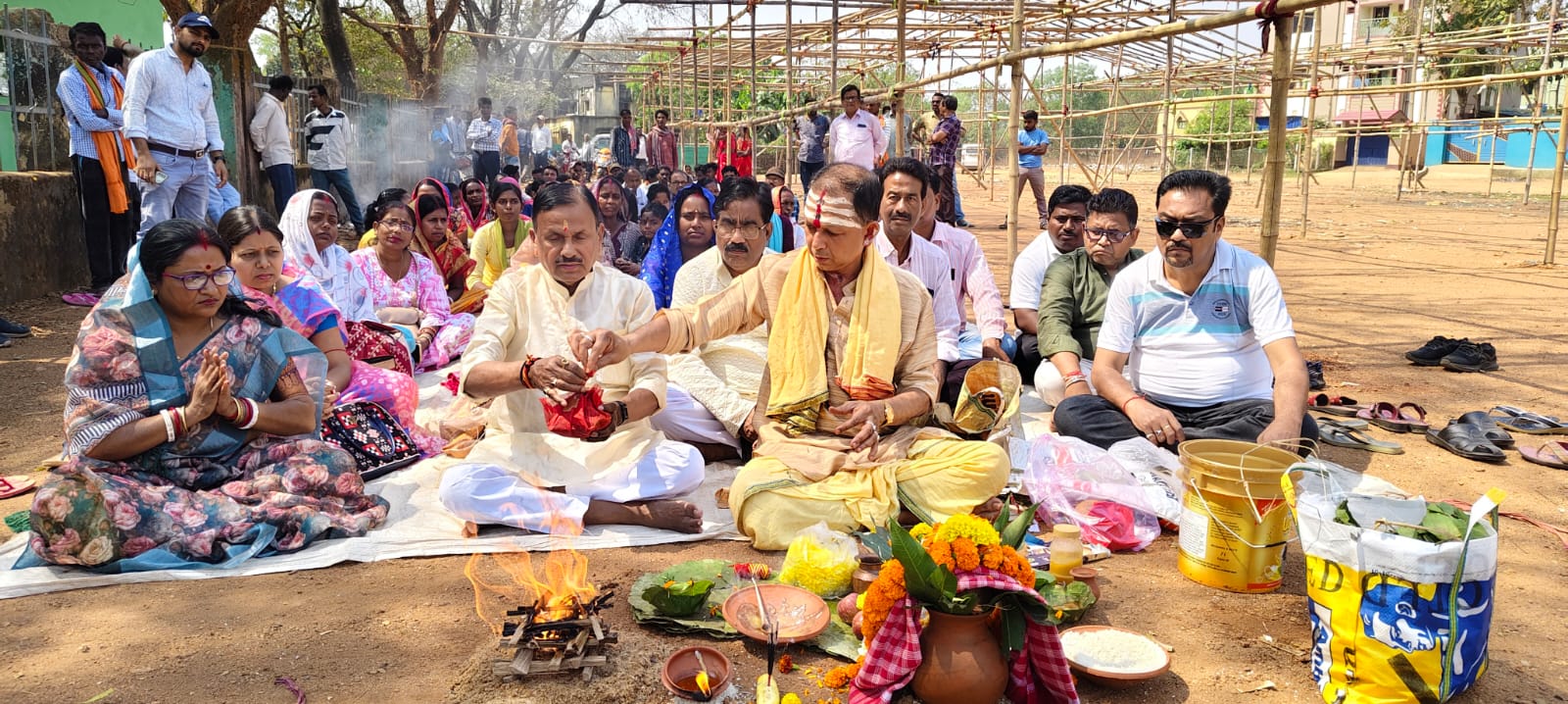 Baharagora : सात मार्च को होगा सामूहिक विवाह समारोह, भूमि पूजन संपन्न