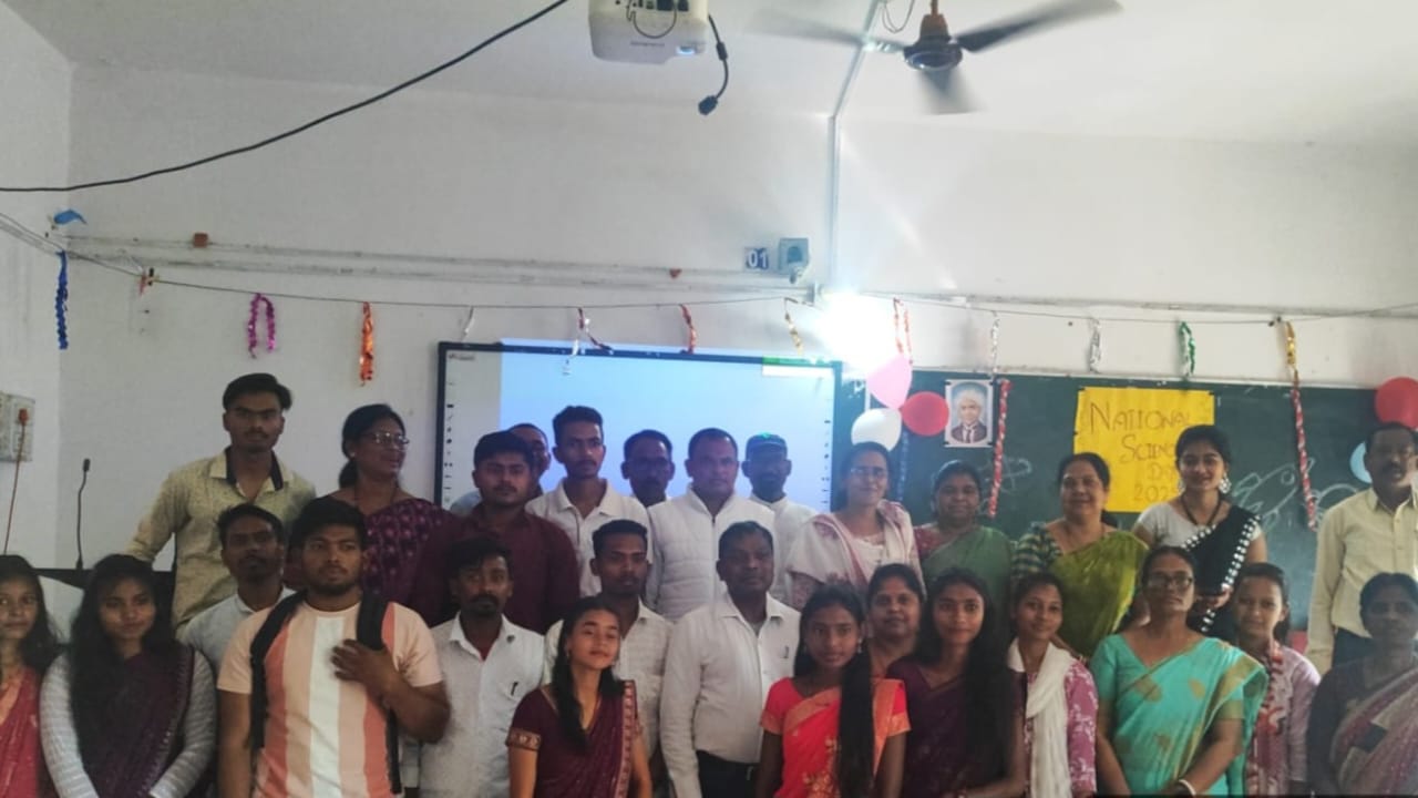 Silli College: सिल्ली कॉलेज में राष्ट्रीय विज्ञान दिवस पर विविध प्रतियोगिताओं का आयोजन