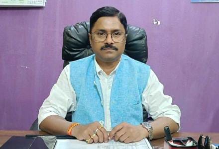 Adityapur : आत्मा परियोजना के निदेशक बने विजय कुमार सिंह, पदभार ग्रहण