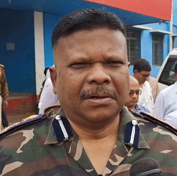 Deoghar : साइबर ठगों के खिलाफ देवघर पुलिस का बड़ा अभियान, 2024 में 700 से अधिक साइबर ठग गिरफ्तार