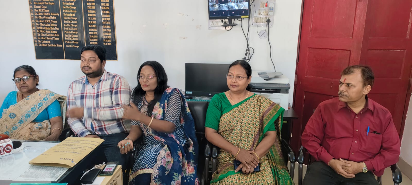 West Singhbhum: ‘राष्ट्रीय युवा संसद 2025’ का ऐलान, राज्य स्तर पर सफल प्रतिभागियों को दिल्ली में भाग लेने का मिलेगा मौका – ऐसे करें आवेदन