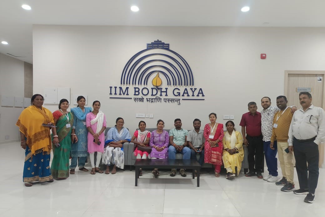 Potka : दो मुखिया ने आईआईएम बोधगया में लिया प्रशिक्षण, मैनेजमेंट डेवलपमेंट का दिया गया ज्ञान
