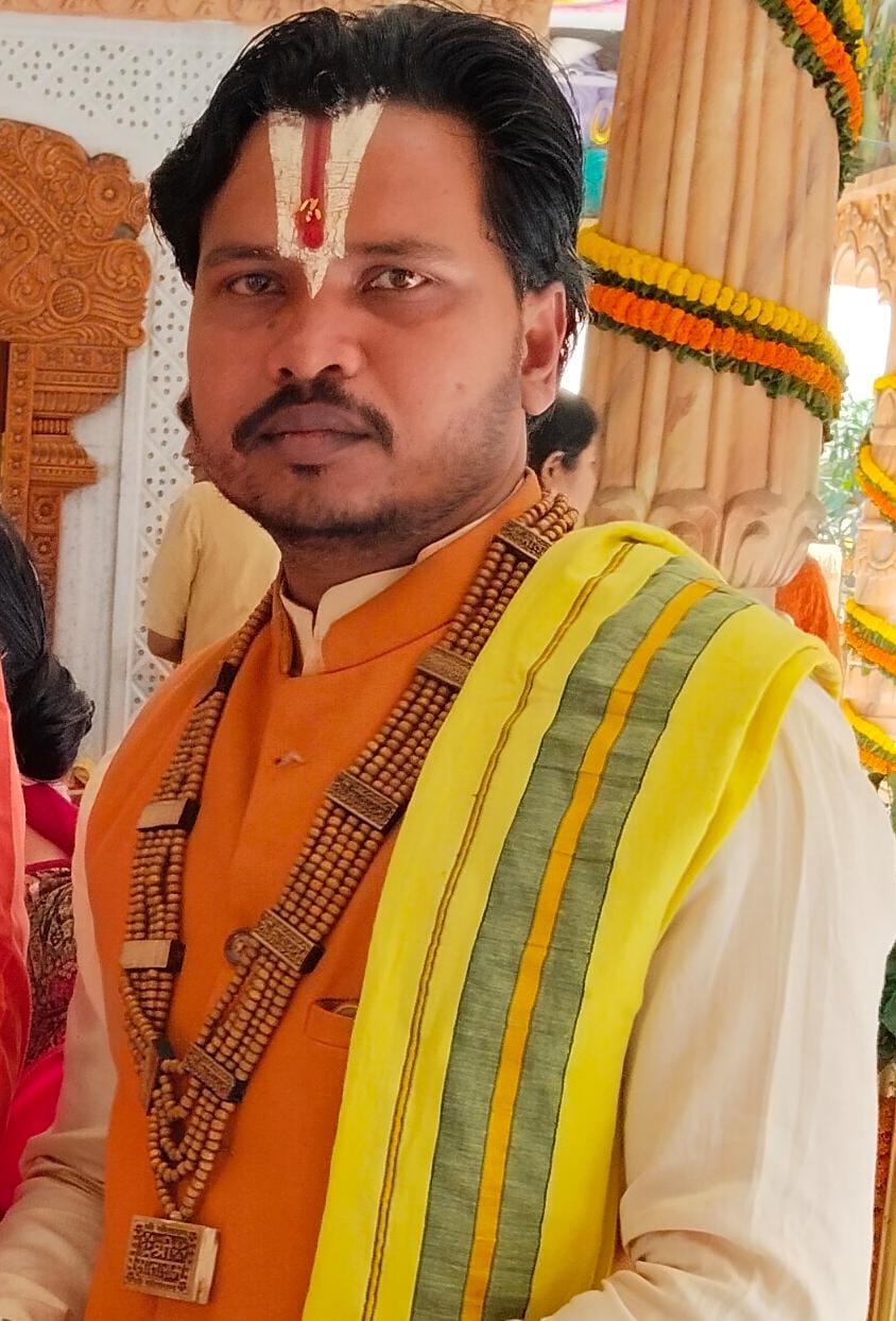 Jamshedpur : होलिका दहन 13 मार्च को रात 10:43 बजे के बाद, 15 मार्च को मनेगी होली : सत्येंद्र पांडे