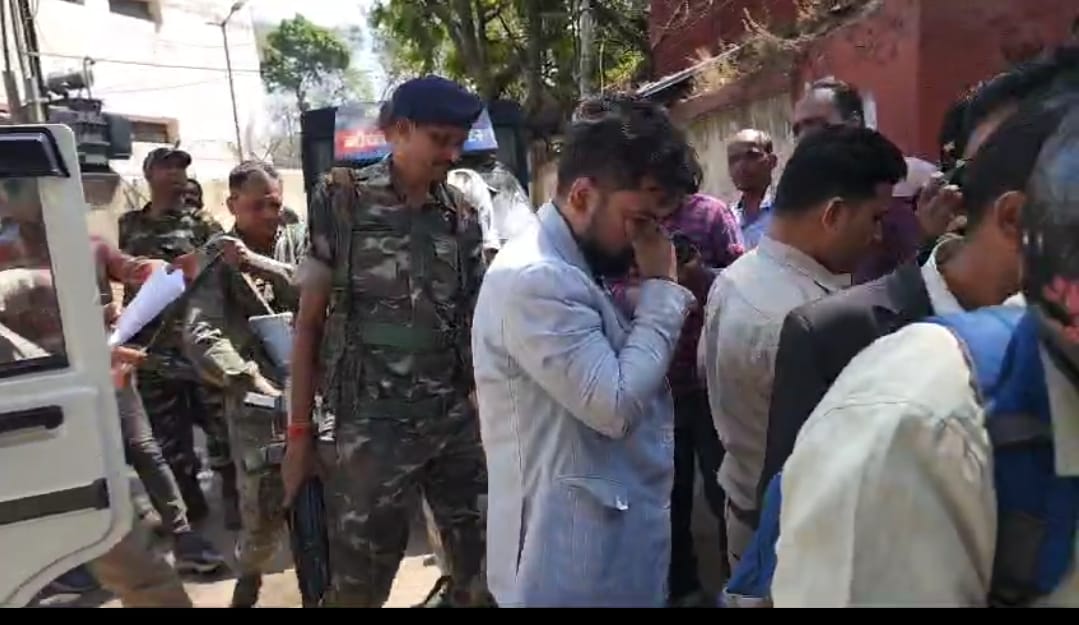 Dhanbad : शिबू सोरेन की बहू सीता सोरेन पर जानलेवा हमला, बाल-बाल बची