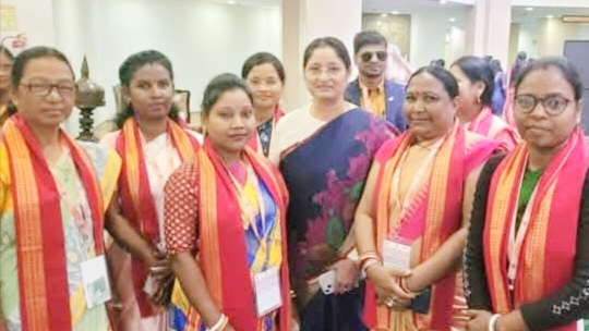 Gamharia : नई दिल्ली में आयोजित दो दिवसीय सशक्त पंचायत नेत्री अभियान में शामिल हुई सरायकेला-खरसावां जिले की दो मुखिया