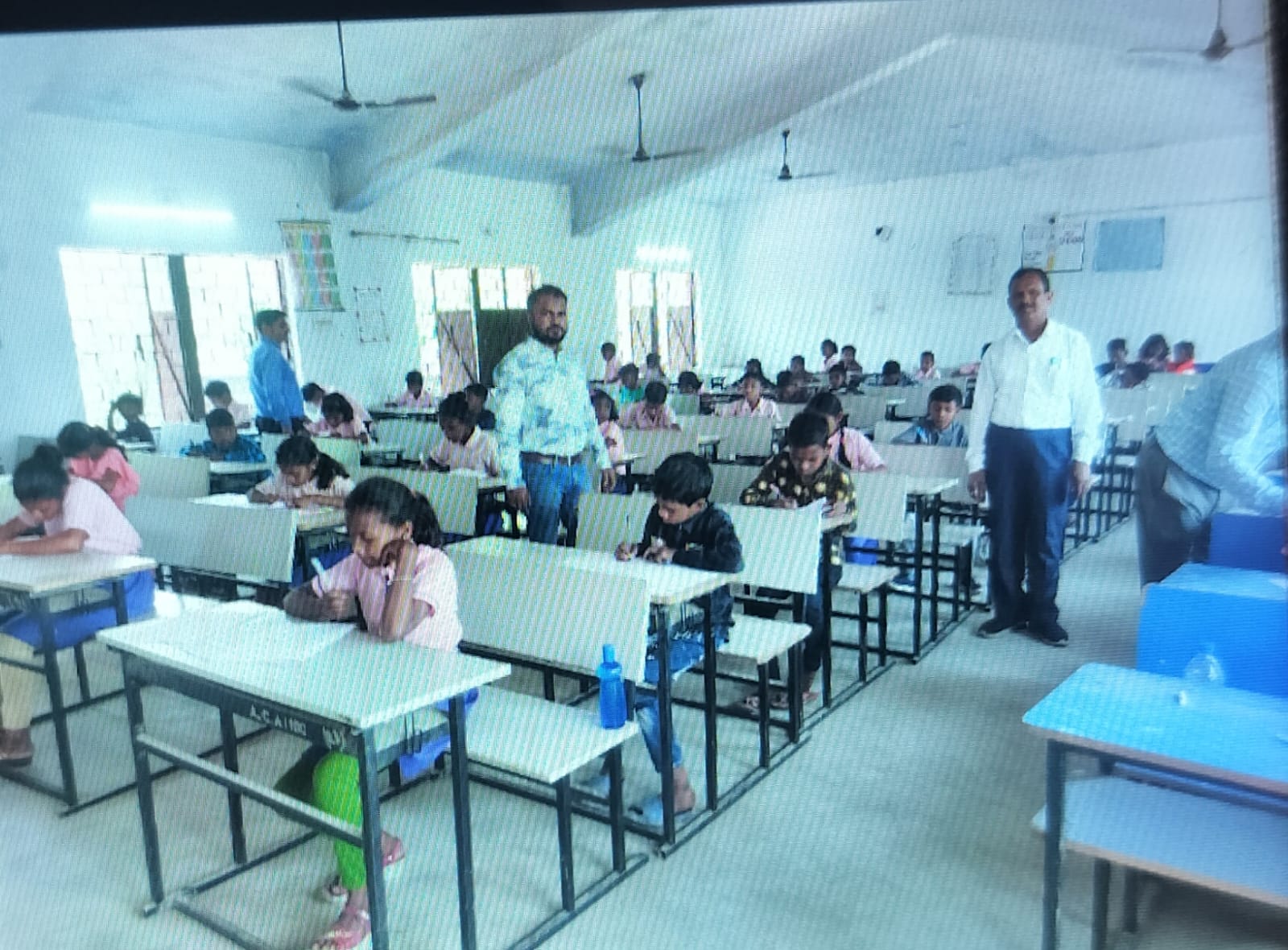 बहरागोड़ा : एकलव्य विद्यालय में प्रवेश परीक्षा आयोजित