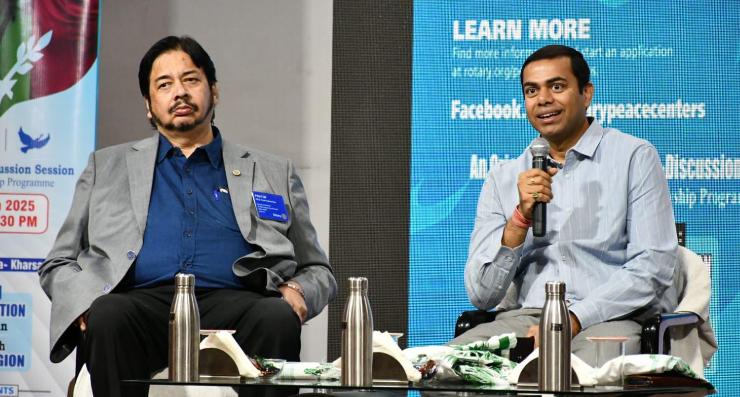 Adityapur: रोटरी क्लब और जिला प्रशासन द्वारा Peace Fellowship पर सेमिनार, जल संकट और शांति पर किया गंभीर विचार