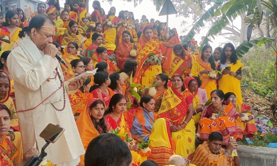 Patamda: तीन दिवसीय बजरंग बली यज्ञ शुरु, श्रद्धालुओं में दिखा भारी उत्साह