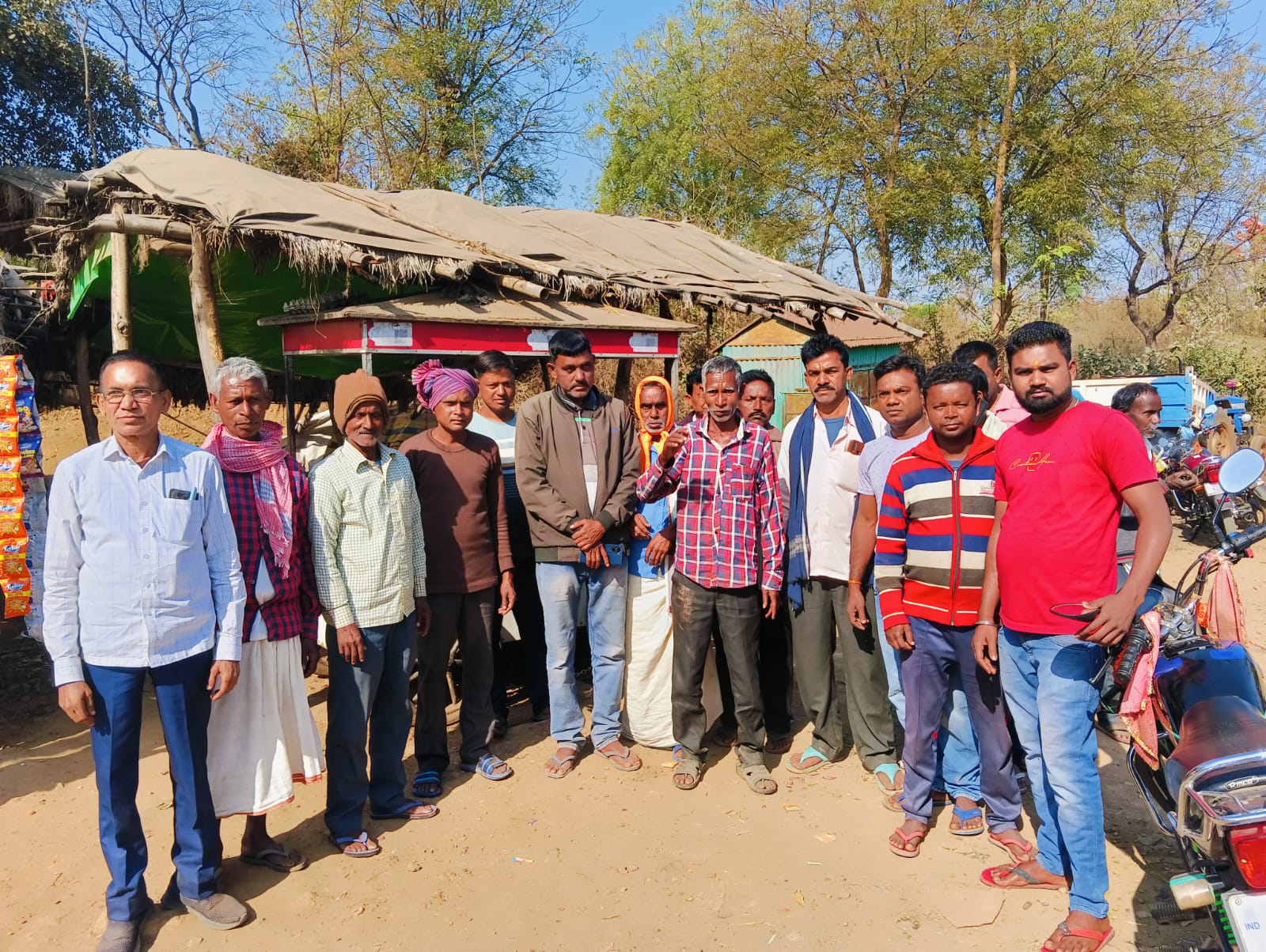 Chandil: स्वतंत्रता सेनानी रघुनाथ महतो की 287वीं जयंती की तैयारियों के लिए बैठक आयोजित