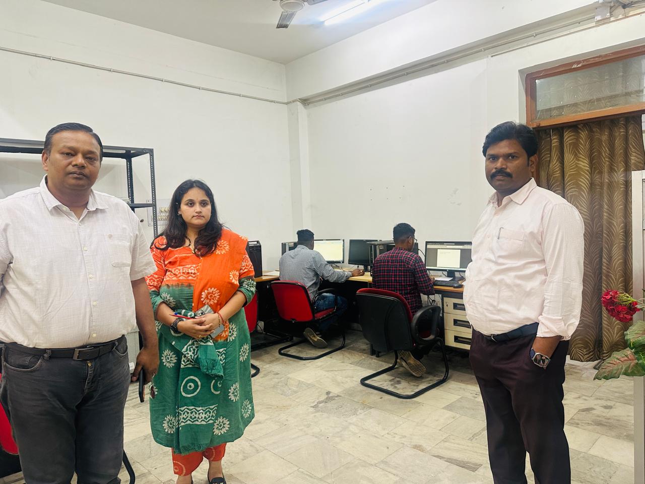 Ramgarh: NIC कक्ष में कंप्यूटर ऑपरेटर एवं सीनियर एग्जीक्यूटिव की दक्षता जांच आयोजित