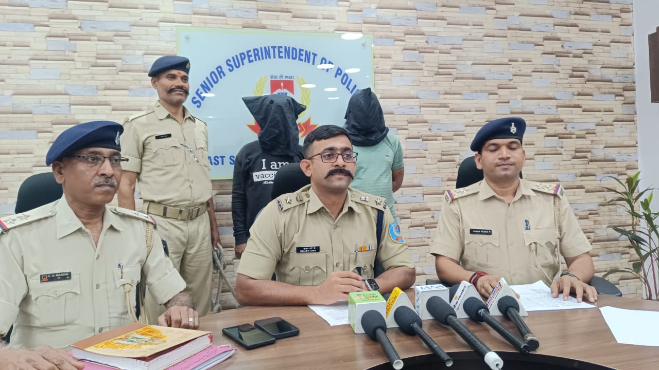 Jamshedpur : सुंदरनगर पुलिस को मिली बड़ी सफलता, कार चोर गिरोह के दो आरोपी गिरफ्तार, एक फरार