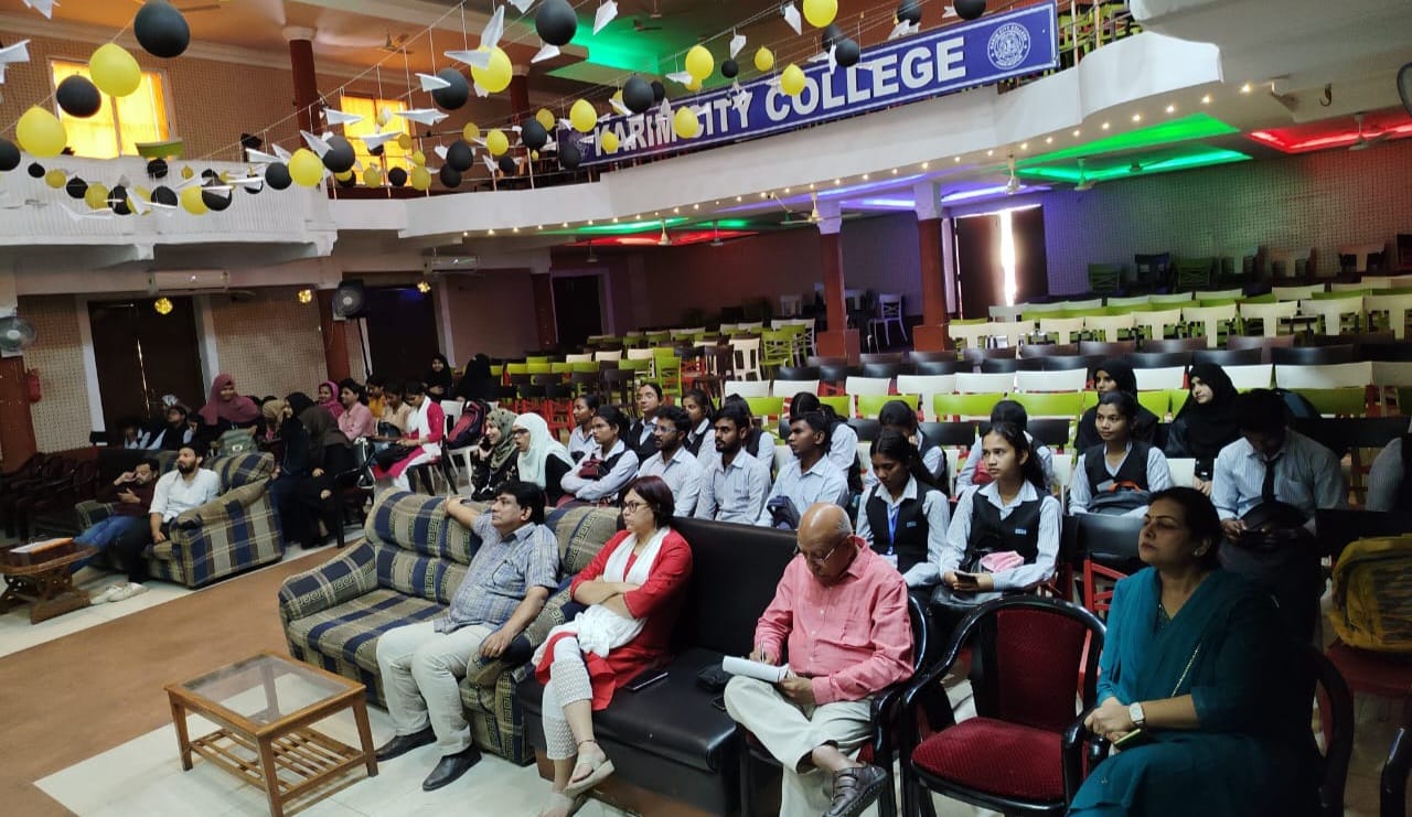 Jamshedpur: करीम सिटी कॉलेज में पोस्टह्यूमनिज्म और डायस्टोपियन फिक्शन पर संवादात्मक सत्र आयोजित