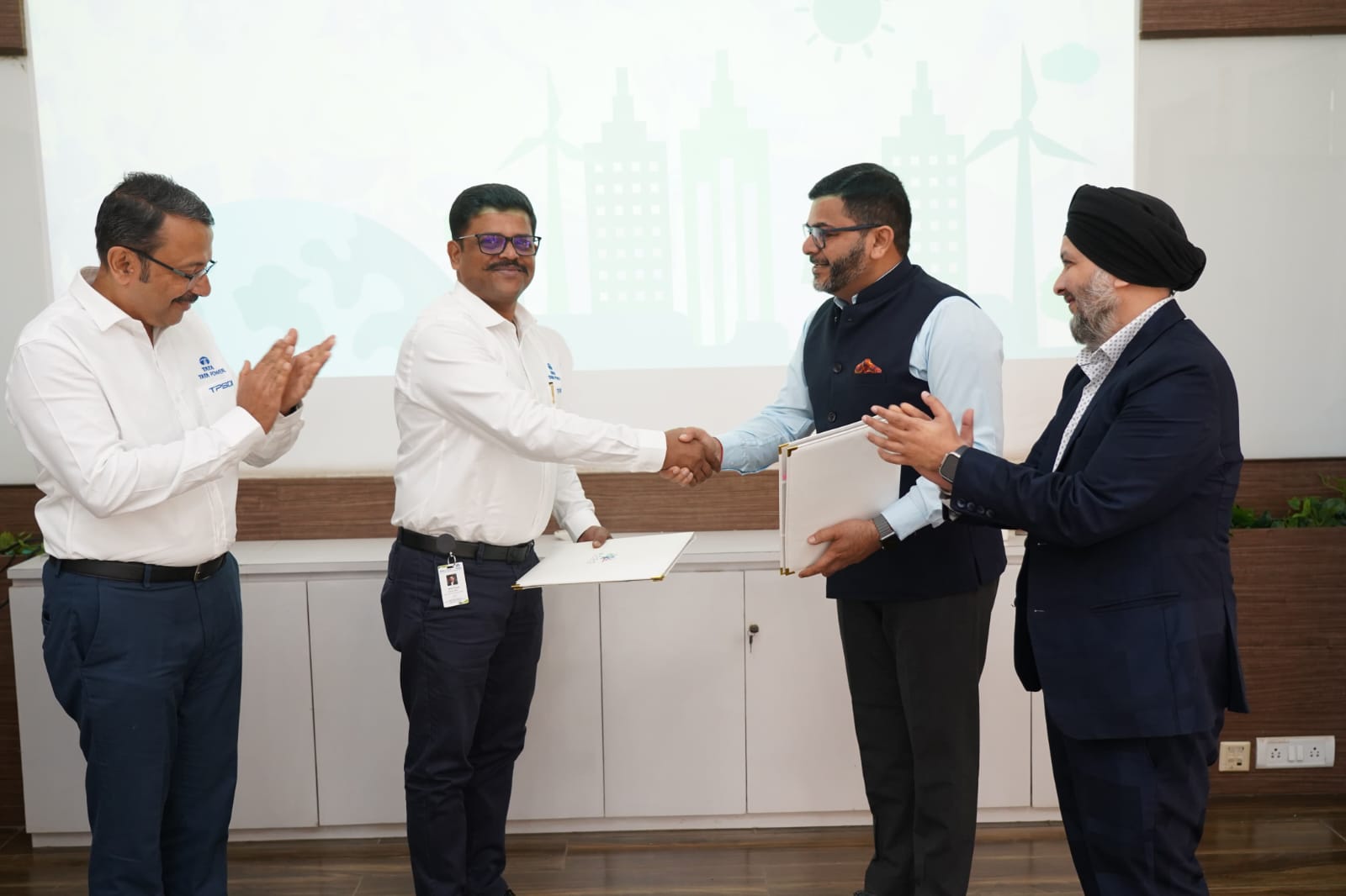 Jamshedpur : टाटा पावर और राष्ट्रीय कौशल विकास निगम ने युवाओं को सशक्त बनाने के लिए की रणनीतिक साझेदारी