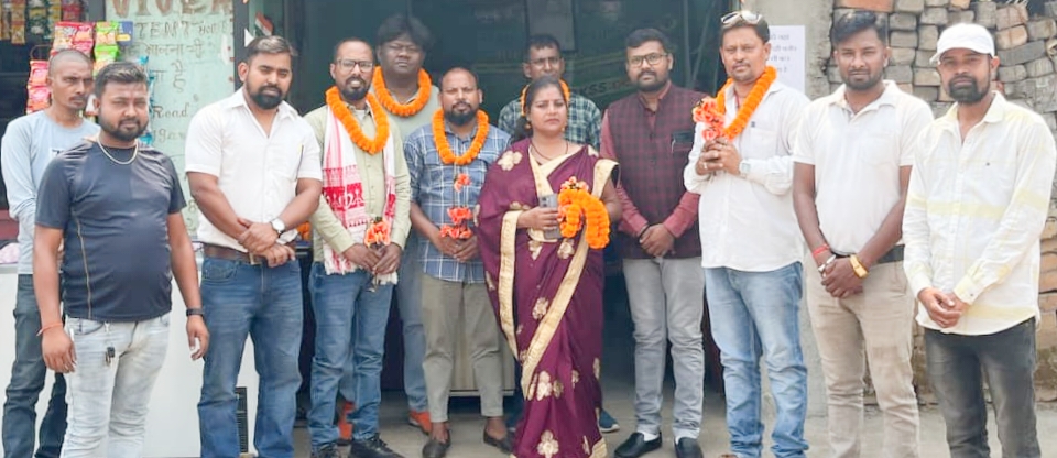 Gamharia : गम्हरिया में विभिन्न दलों के कई लोगों ने थामा जेएलकेएम का दामन