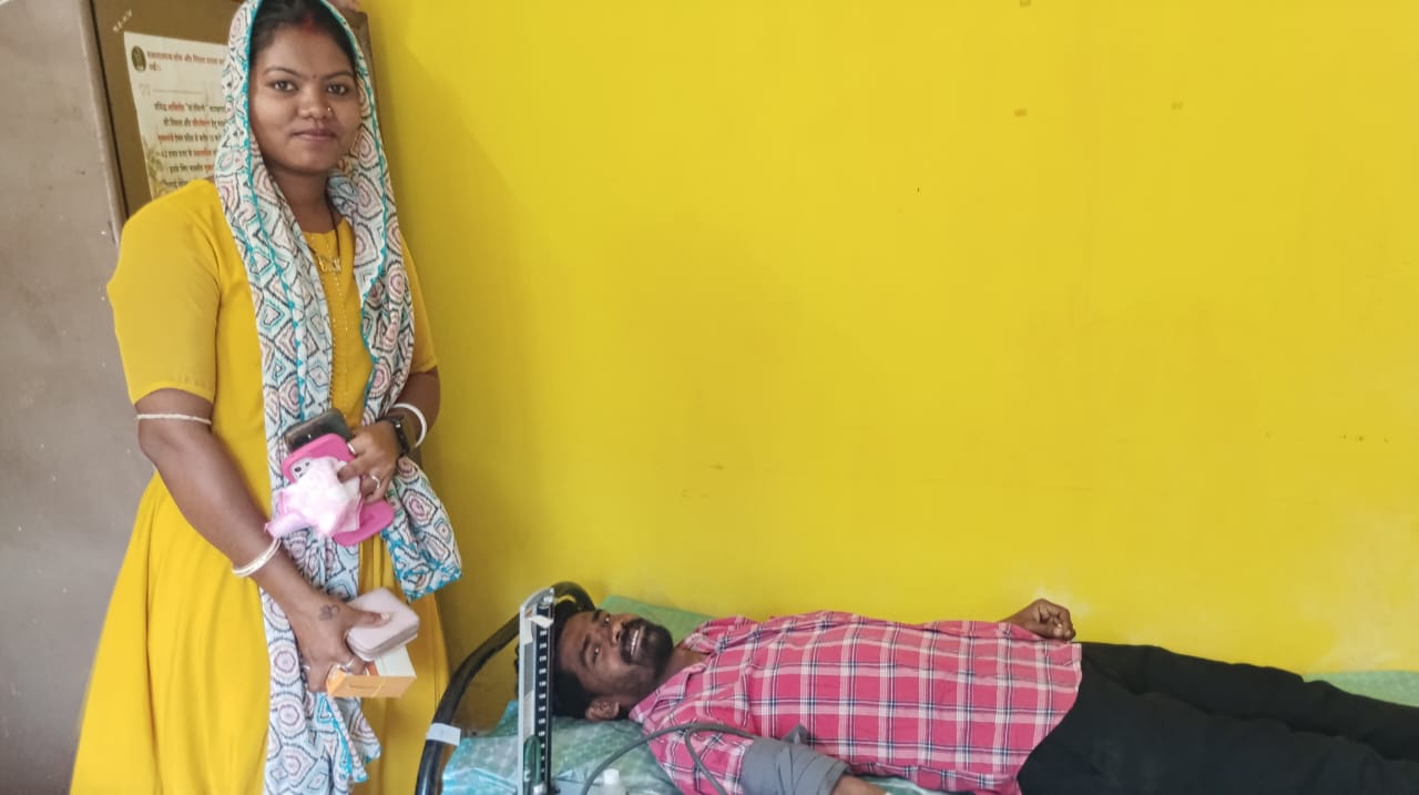 Jadugora : मां रंकिणी कापड़गादी घाट विकास समिति का रक्तदान शिविर आयोजित,15 यूनिट रक्त संग्रह