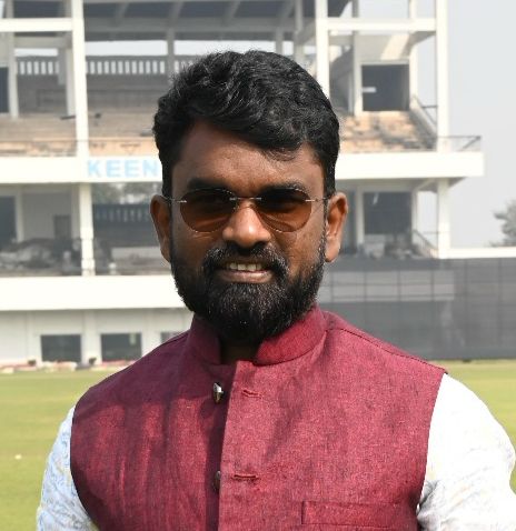 Potka : विधायक संजीव सरदार ने बुजुर्ग कारीगरों के लिए सरकार से बिजली चालित चाक मुहैया कराने की मांग की