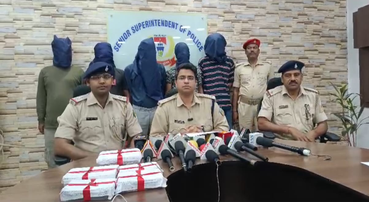 Jamshedpur: बिरसानगर में चोरी के मामले में पांच गिरफ्तार, सामान बरामद