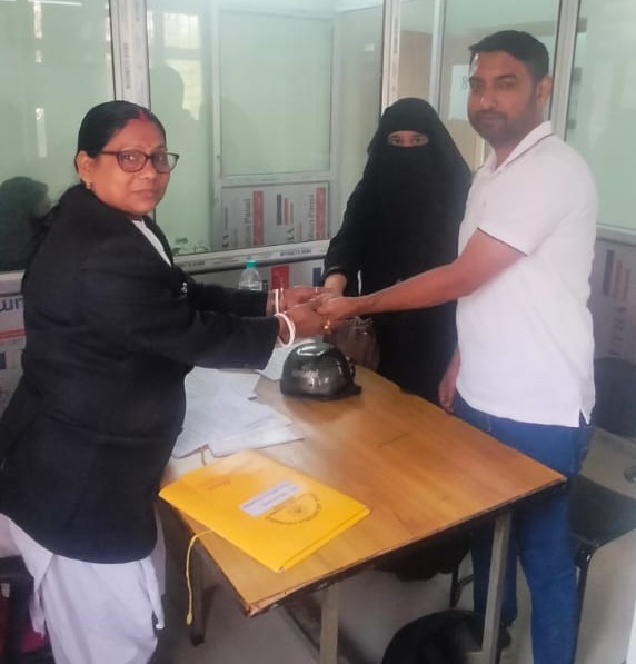 Jamshedpur: जमशेदपुर में स्पेशल ड्राइव के तहत फैमिली कोर्ट में सुलझाए गए 85 केस