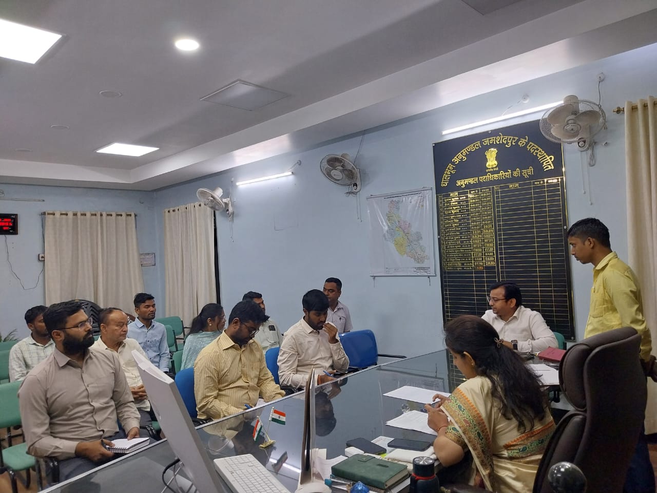 Jamshedpur: मानगो क्षेत्र में जलापूर्ति समस्या पर SDM ने लिया संज्ञान, अवैध कनेक्शनों के खिलाफ होगी कार्रवाई