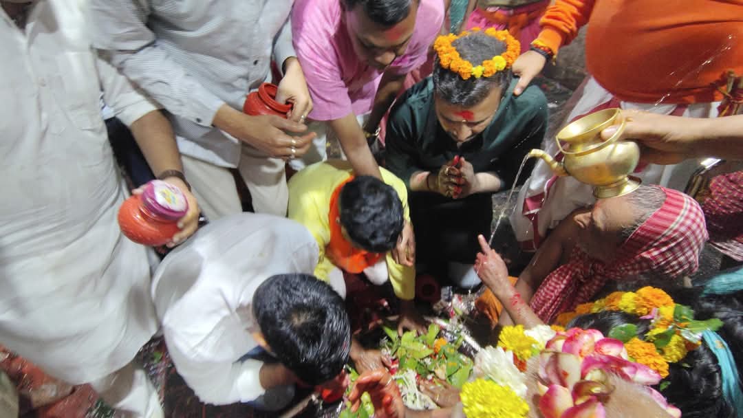 Deoghar : आजसू सुप्रीमो सुदेश महतो ने की बाबा बैद्यनाथ की पूजा-अर्चना, गोड्डा में कार्यकर्ता सम्मेलन में लेंगे भाग