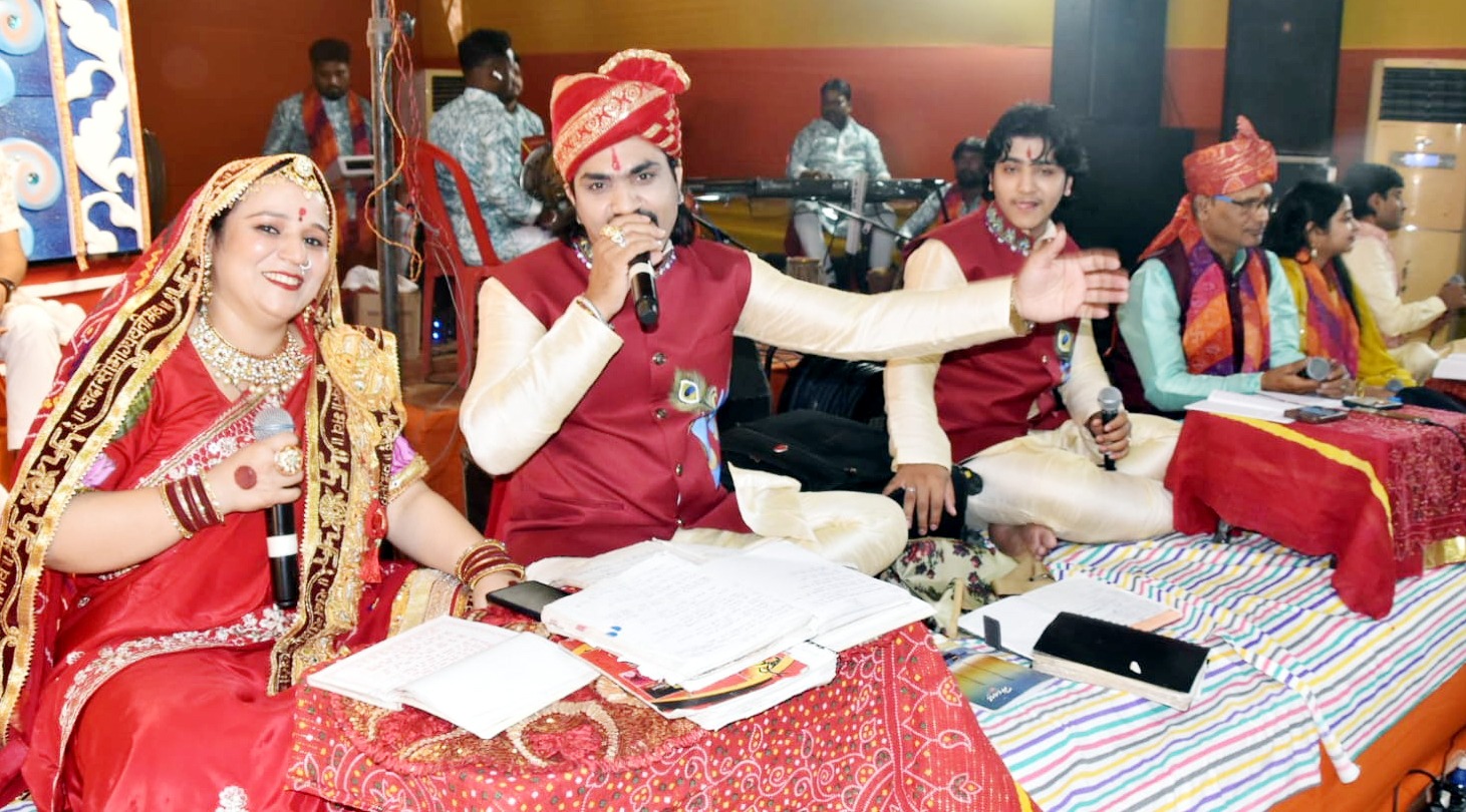 Jamshedpur: शहर में सजा जीण माता का दरबार, भजनों से रंगीन हुई शाम – भक्तों के लिए लगाई गई जीण रसोई