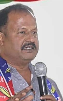 Jamshedpur: शहर में ट्रैफिक व्यवस्था में सुधार, कन्हैया सिंह ने पुलिस उपाधीक्षक को दिया धन्यवाद