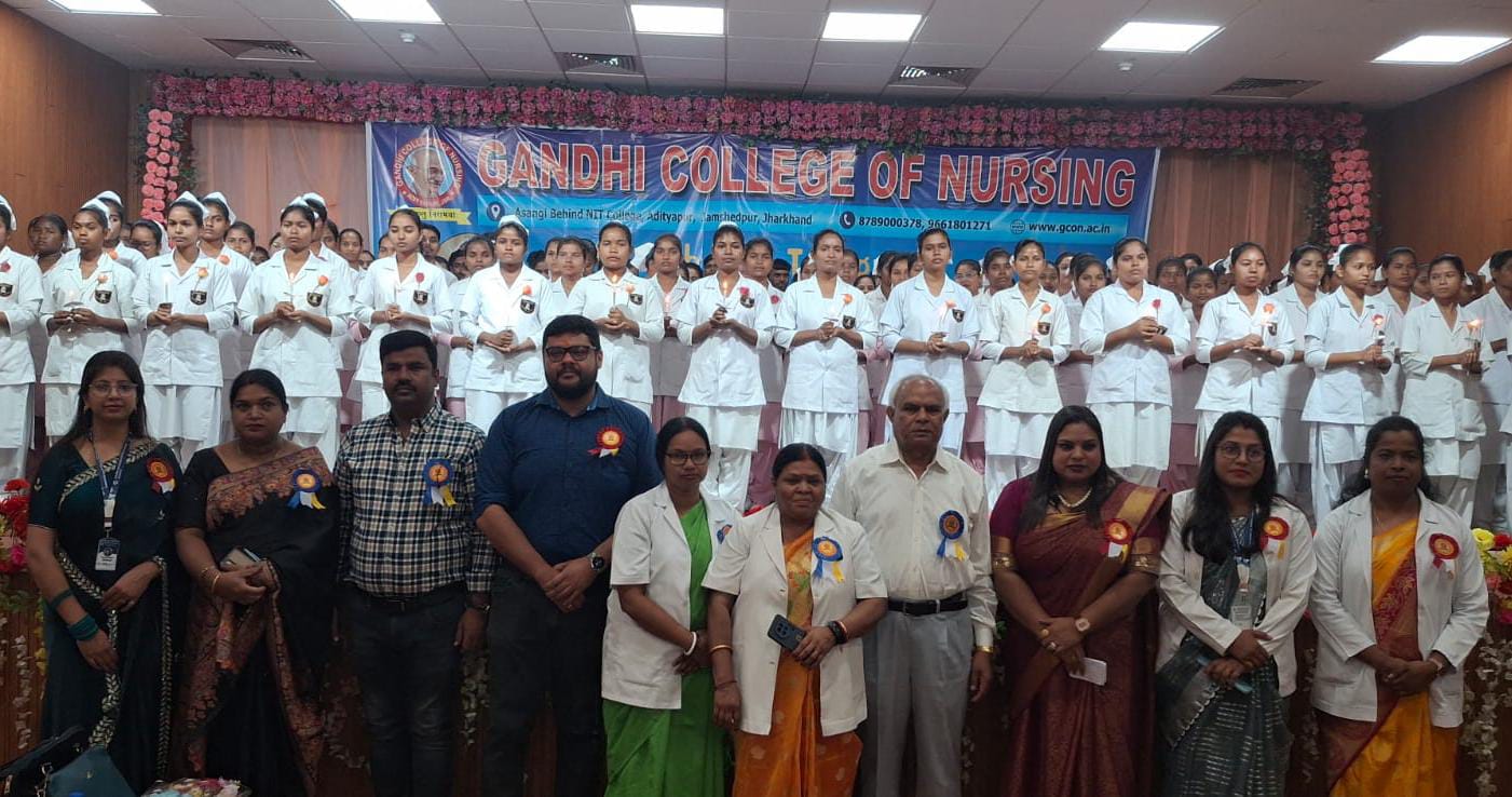Adityapur : गांधी कॉलेज ऑफ नर्सिंग में 11वां शपथ ग्रहण समारोह सम्पन्न