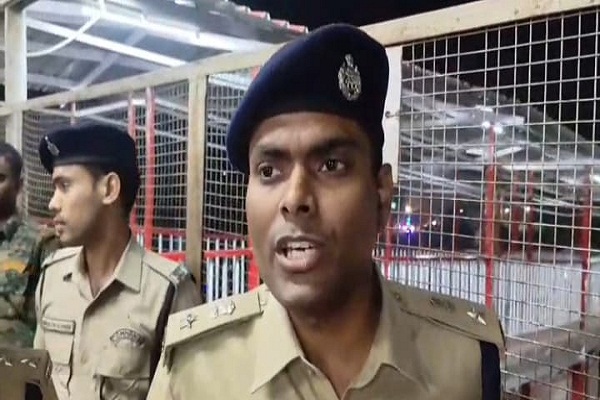 Ara : आरा रेलवे स्‍टेशन पर ताबड़तोड़ फायरिंग, युवती समेत 3 लोगों की मौत