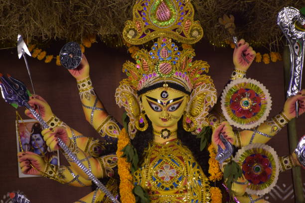 Chaitra Navratri 2025: 8 दिन की नवरात्रि एक दुर्लभ अवसर, घटस्थापना और इस पूजन विधि से पाएं मां दुर्गा का आशीर्वाद