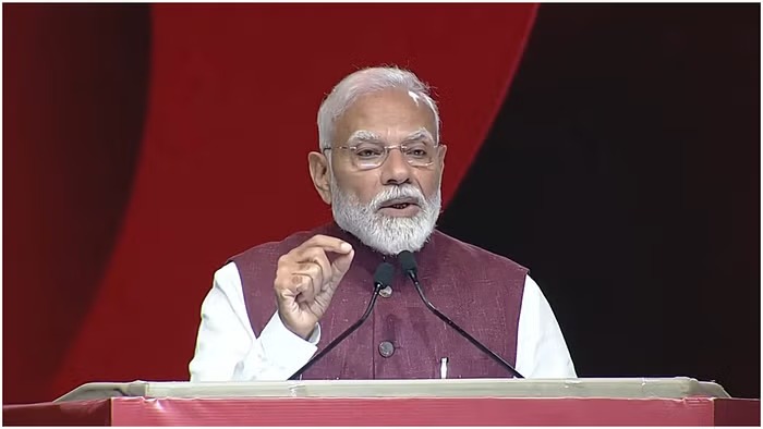 PM Modi: प्रधानमंत्री मोदी ने भारत मंडपम में कहा – भारत को जानना चाहती है दुनिया