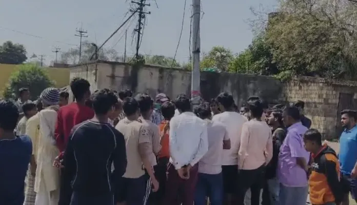 Bokaro : कूलिंग पॉन्ड में तैरता हुआ शव मिलने से मची सनसनी