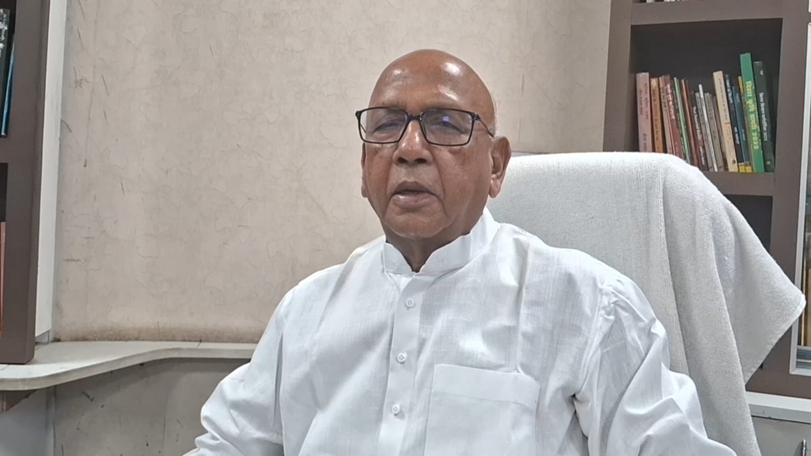 Jharkhand: पूर्व स्वास्थ्य मंत्री बन्ना गुप्ता के PA के आवास पर ED की छापेमारी के बाद, सरयू राय ने खोला मोर्चा – कही यह बड़ी बात