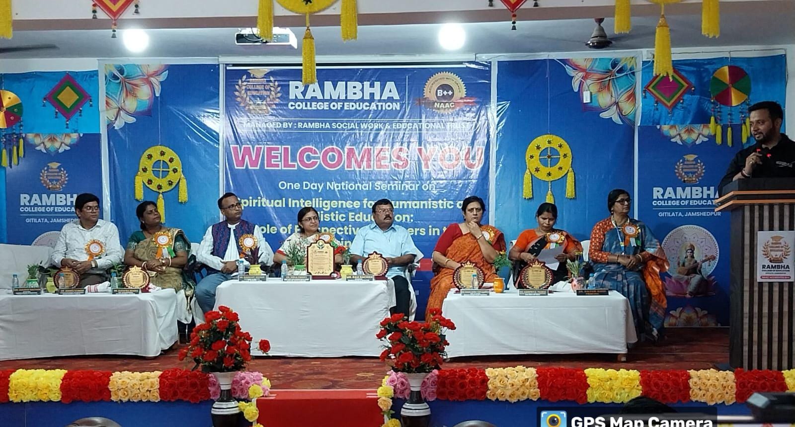 Rambha College: जब मंच पर उतरे विचार, अनुभव और लोक नृत्य, रंभा कॉलेज में ज्ञान और संस्कृति का संगम