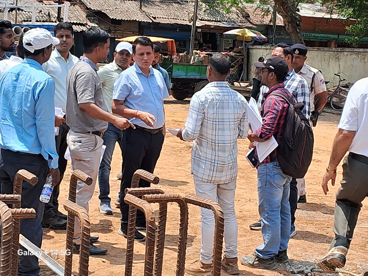 Ghatshila: स्टेशनों से लेकर पुलों तक, खड़गपुर मंडल के DRM का व्यापक निरीक्षण