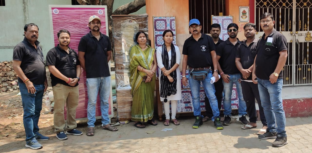 Adityapur : निर्धन कन्या के विवाह में श्री शनिदेव भक्त मंडली ने की मदद