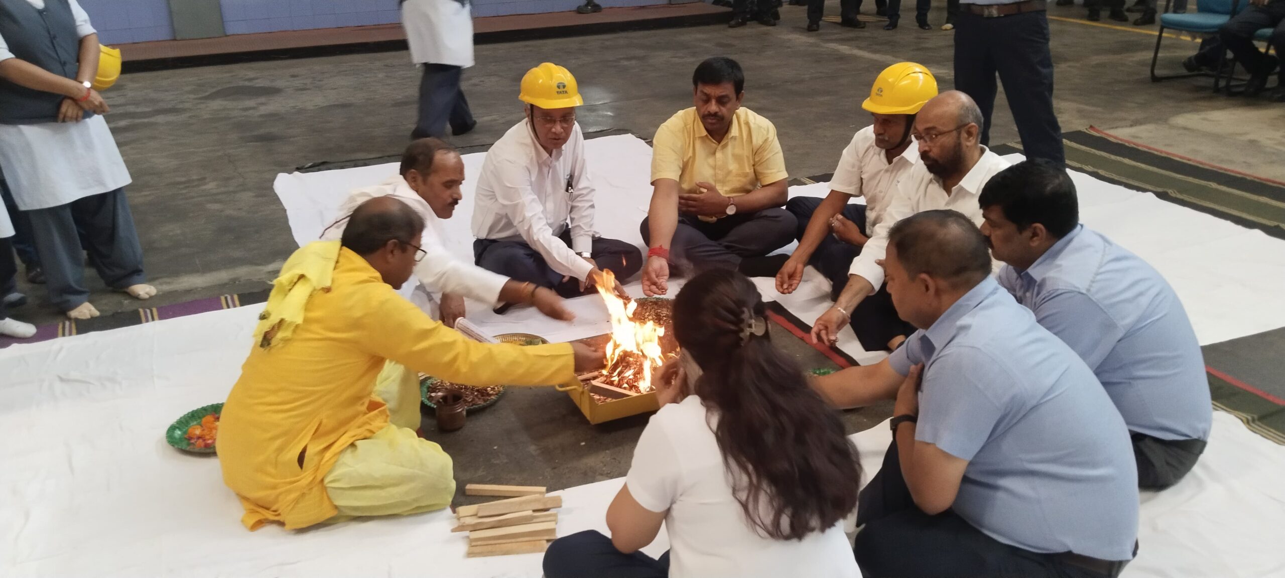 Tata Motors: पूजा-अर्चना के साथ CTR विभाग में आरंभ हुआ नया वित्तीय वर्ष