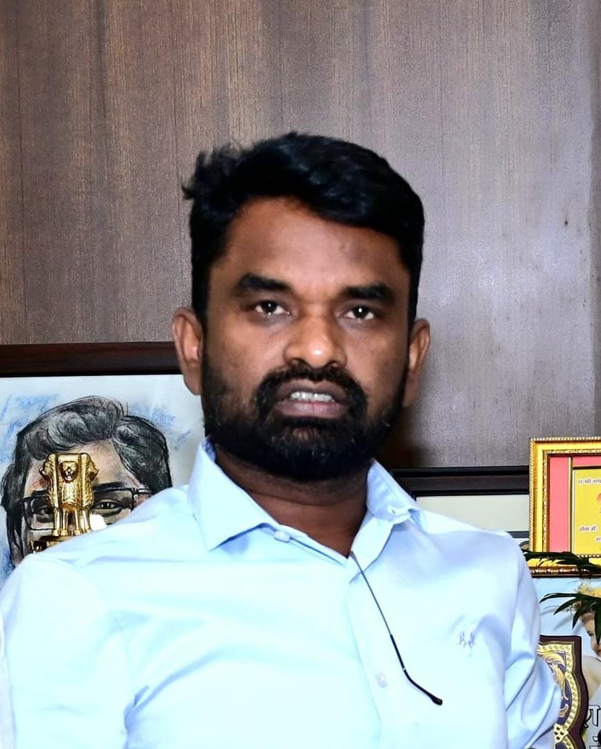 Jamshedpur: गर्भवती महिला से ट्रैफिक पुलिस की कथित बदसलूकी पर बवाल, संजीव सरदार ने की कड़ी कार्रवाई की मांग