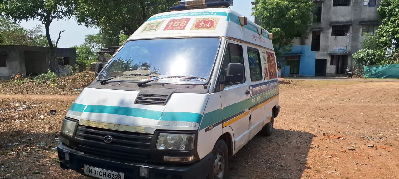 Potka: महीनों से ठप 108 एंबुलेंस सेवा फिर से हुई चालू, ग्रामीणों को मिली राहत