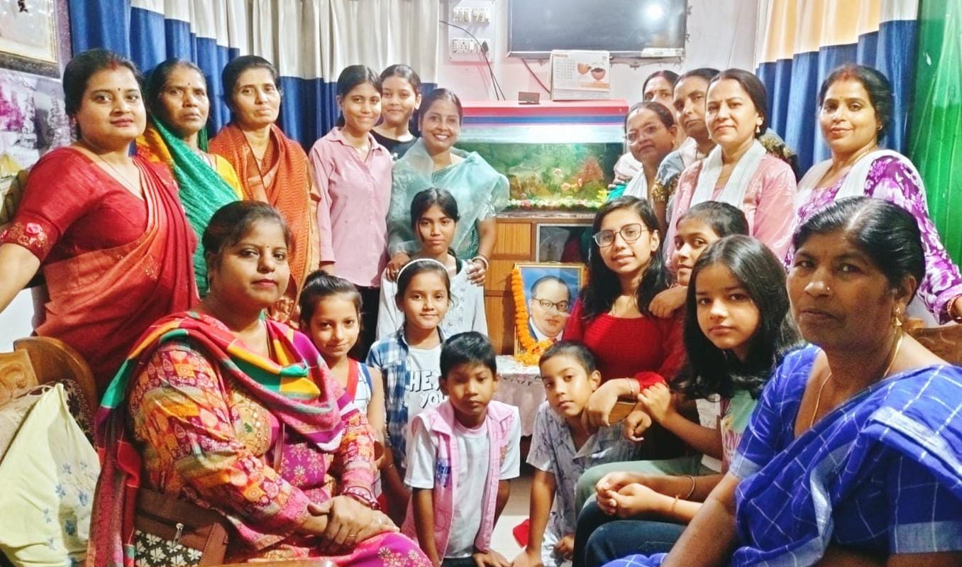 Adityapur : तेजस्विनी संगठन की महिलाओं ने डॉ. भीमराव अंबेडकर जयंती मनाई
