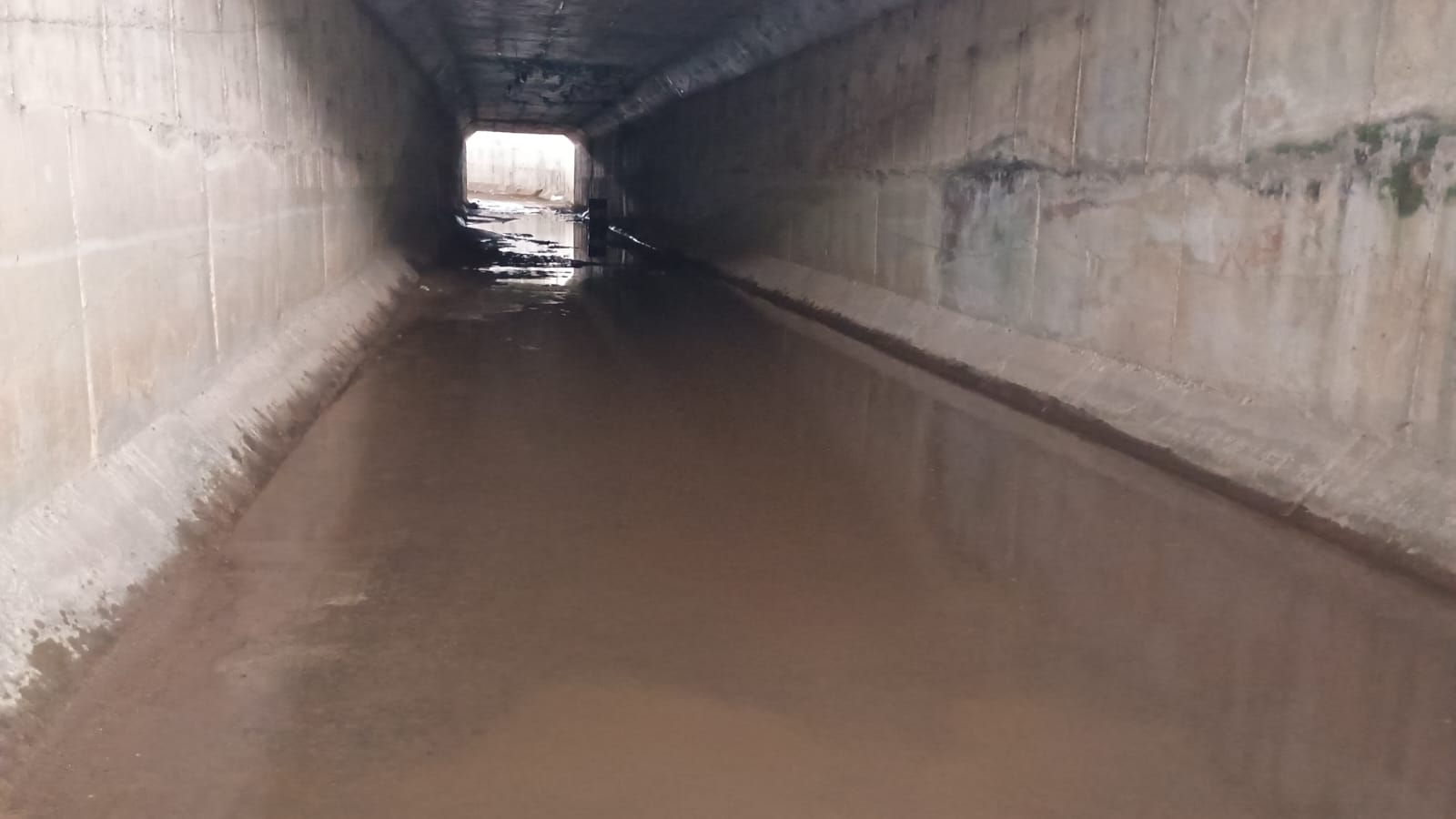 Jadugora: आसनवनी में करोड़ों की लागत से बना फ्लाईओवर पानी में डूबा, छह महीने पहले किया गया था लोकार्पण