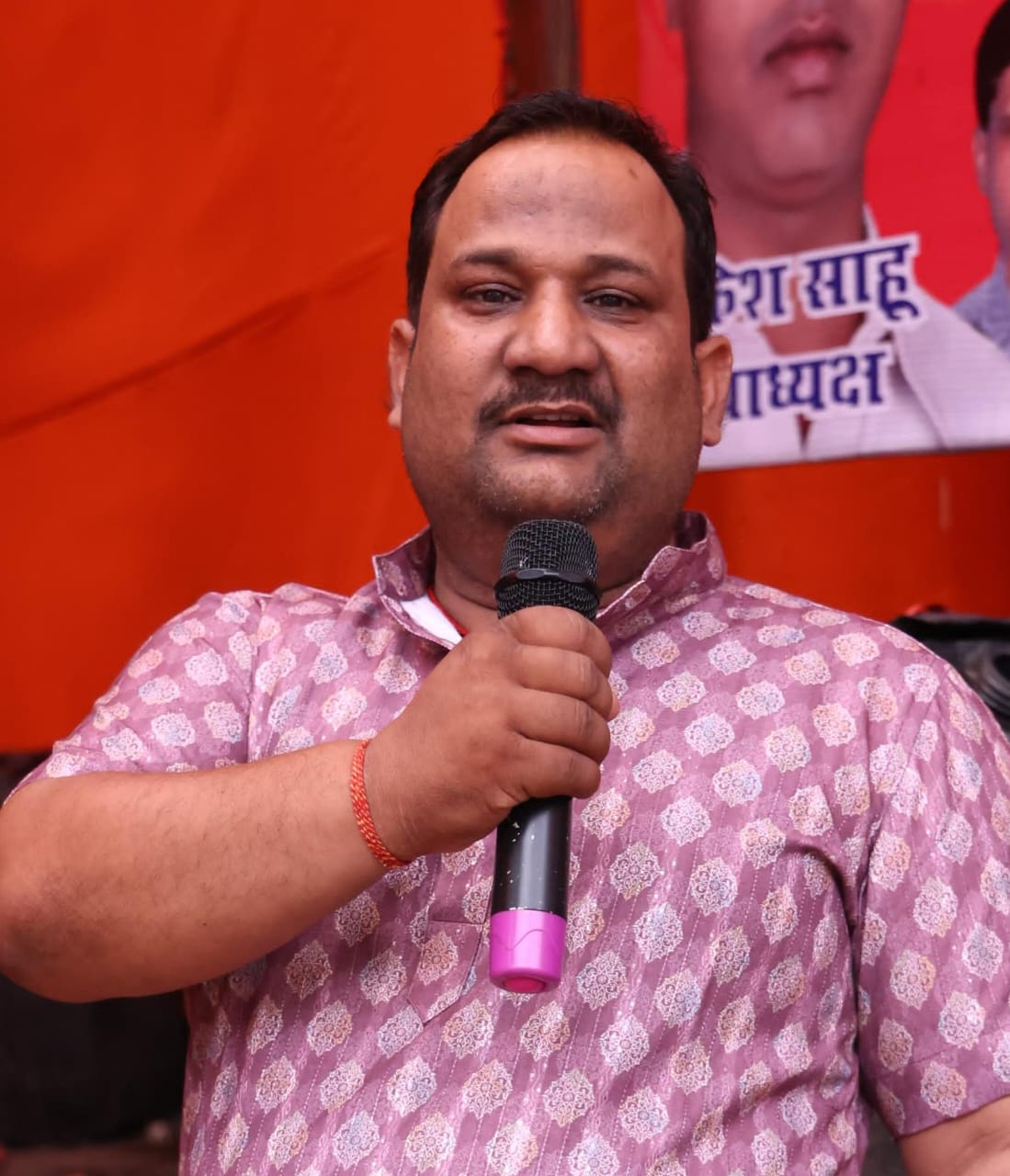 Jamshedpur: क्वाटर्स की टूट-फूट पर अप्पू तिवारी का कड़ा विरोध, सुरक्षा में हो रही लापरवाही पर उठाए सवाल