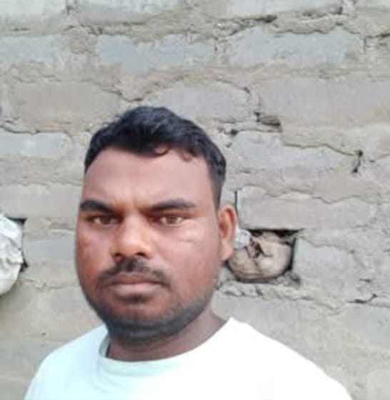 Baharagora: सड़क हादसे में घायल राजमिस्त्री की इलाज के दौरान मौत