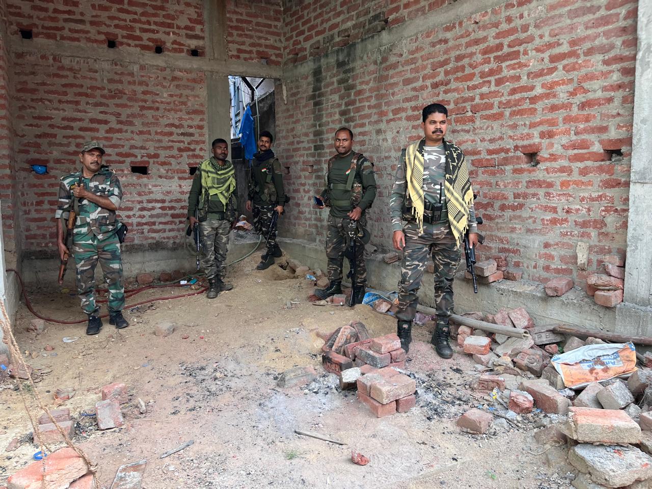 Dhanbad : आतंकी हमले का लिंक धनबाद तक पहुंचा, वासेपुर में ATS ने की छापेमारी, चार हिरासत में