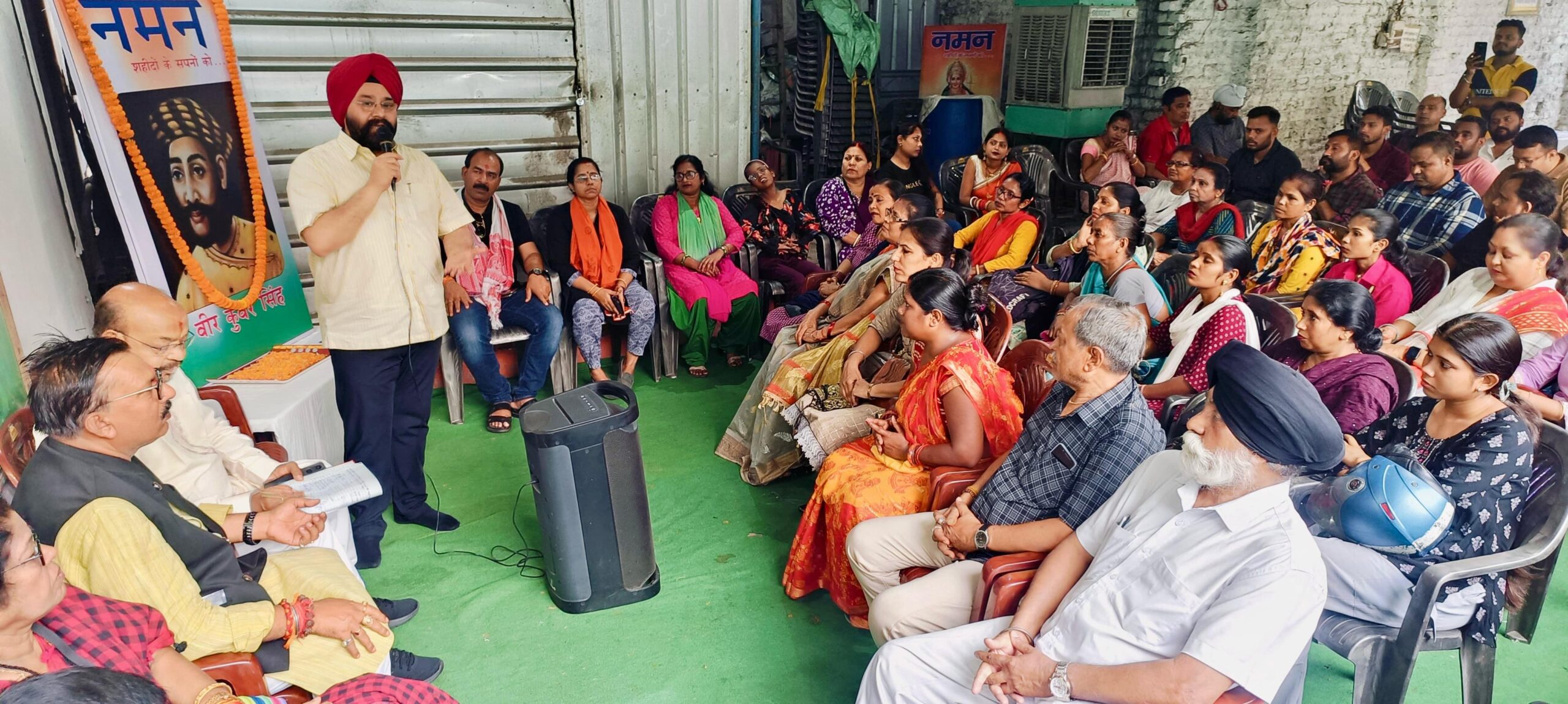 Jamshedpur: वीर कुंवर सिंह की शहादत पर नमन परिवार ने दी श्रद्धांजलि